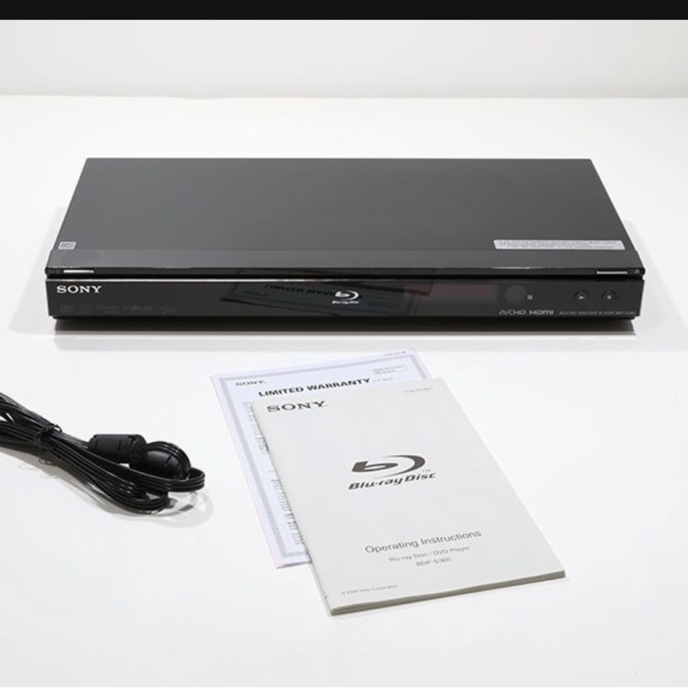 Sony Blu-Ray Player Sony DVD Player & Free Star Trek DVD